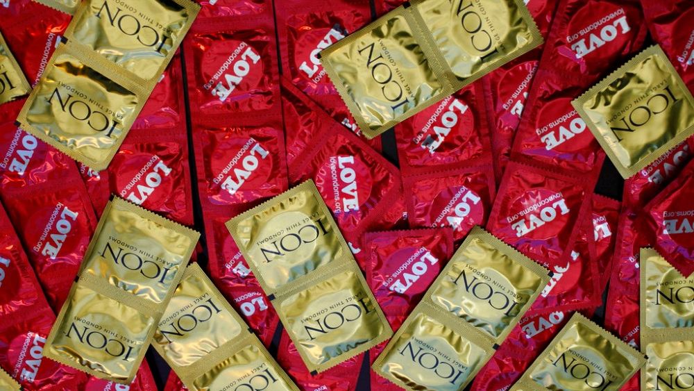Bedava prezervatif: neden bazı AB üyeleri bunları sağlıyor da diğerleri yapmıyor?
