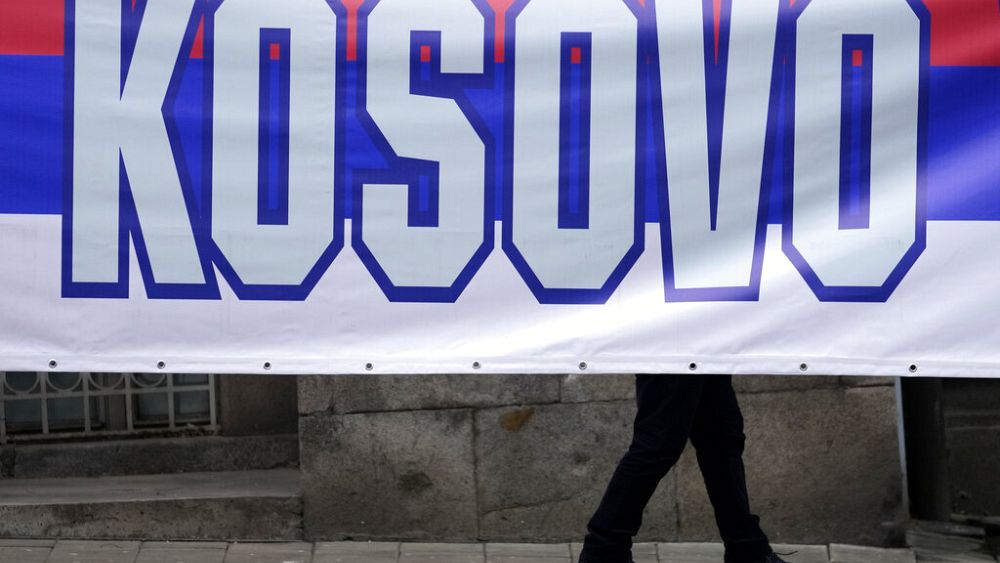 Kosova bağımsızlığının 15. yıl cezaları ama Sırbistan ile ilişkiler ciltse