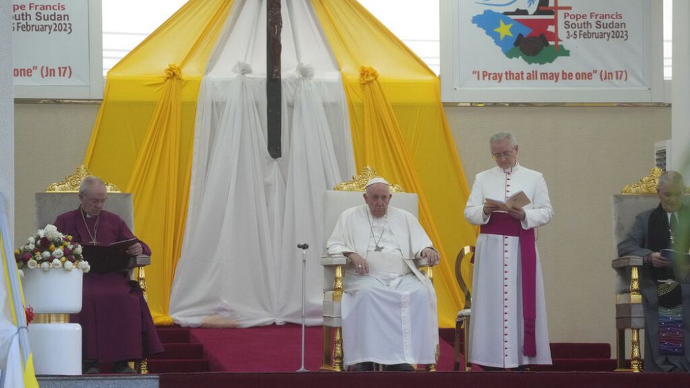 Papa, Güney Sudan’ın geleceğinin kadınlarına yönelik muameleye bağlı olduğunu söyledi.