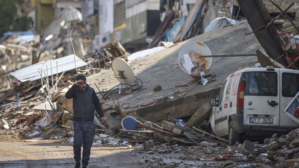 Pazartesi günü Türkiye-Suriye depreminde en az altı doğum günü doğrulandı