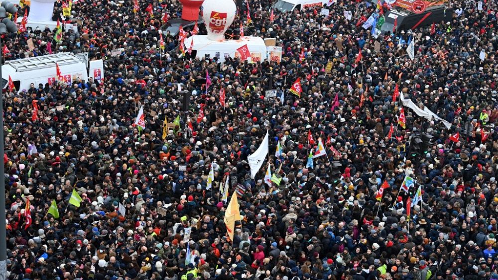 Fransa, protestolar öncesi ulusal ‘durağanlığa’ hazırlanıyor