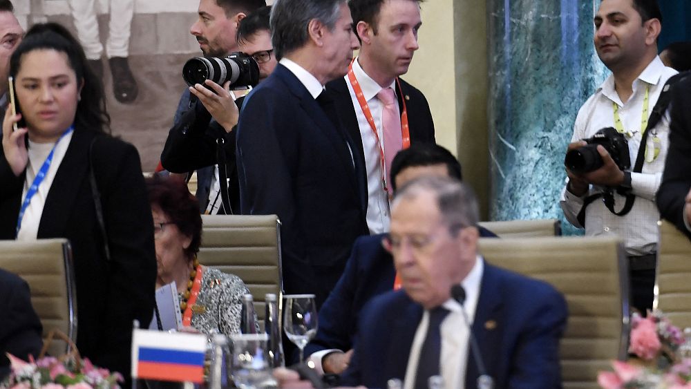 G20: Blinken, Lavrov ile ABD ve Rusya’nın Ukrayna savaşı konusunda anlaşmazlığa düşmesiyle bir araya geldi