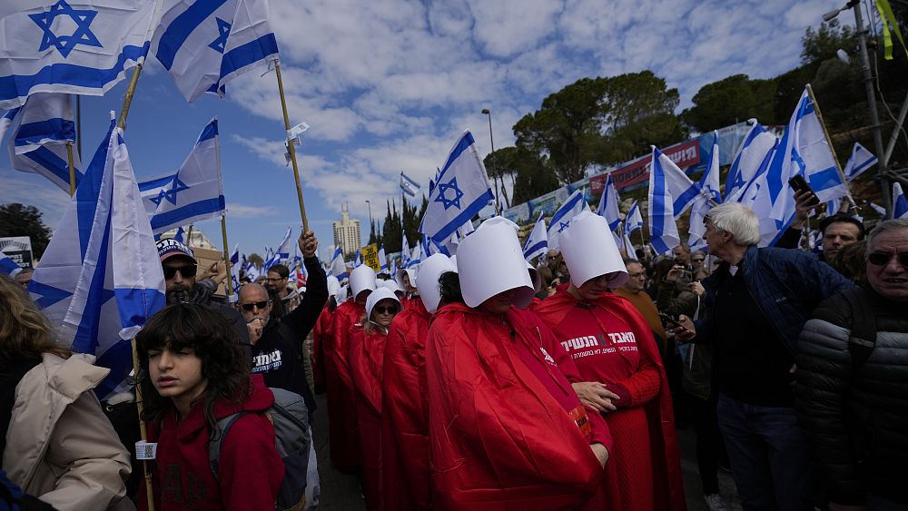 İsrailliler, Netanyahu’nun tartışma yargı ıslahatını üst üste 10. hafta protesto etti