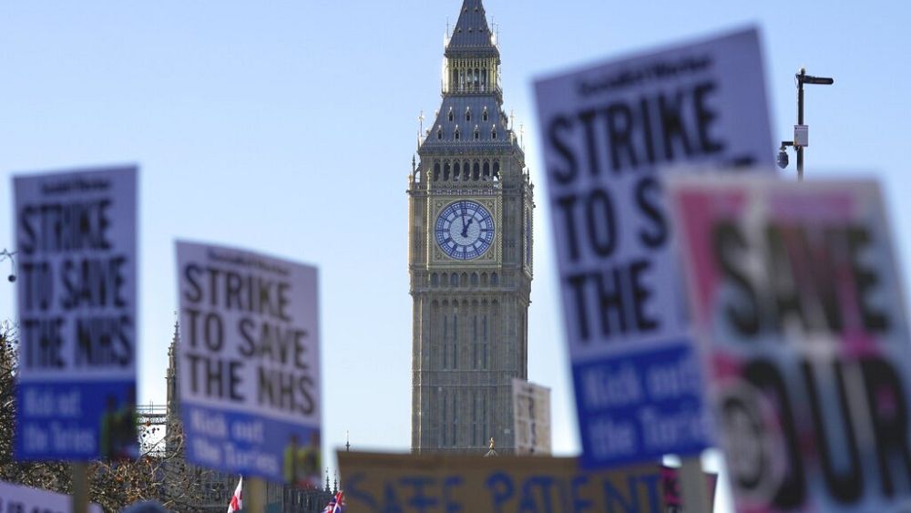 ‘Krizi bitirme’: Birleşik Krallık sağlık hizmetini desteklemek için yürümesi bekleniyor