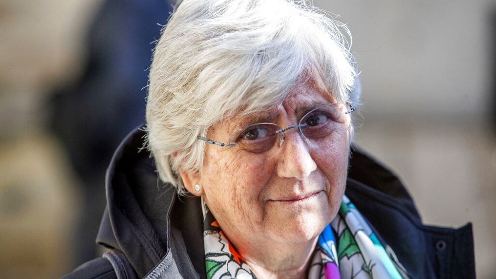 Kaçak Katalan ayrılıkçı lider Clara Ponsatí, İspanya’da tutuklandıktan sonra serbest bırakıldı