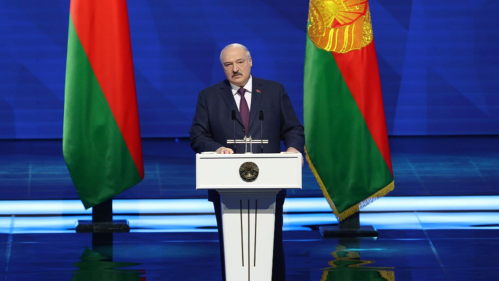 Lukashenko, Belarus’un Batı ile çatışmaya hazırlanmak için nükleer silah aradığını söyledi.