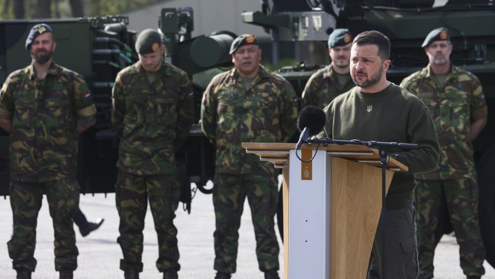 Moskova Zafer Bayramı geçit törenine ayrılırken Kiev üzerindeki hava saldırıları devam ediyor