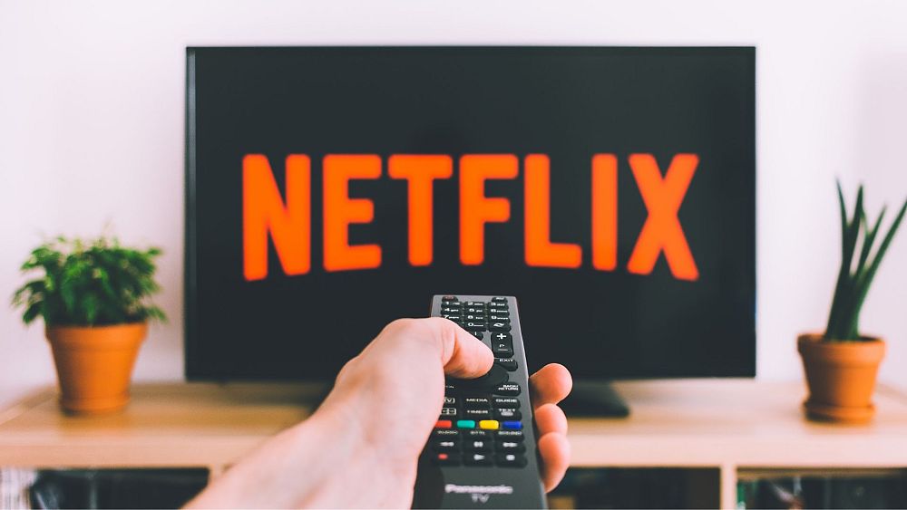 Netflix’in ABD ve Birleşik Krallık’ta şifre paylaşımını engellemek için nasıl daha katı önlem aldığını buradan çıkardı.