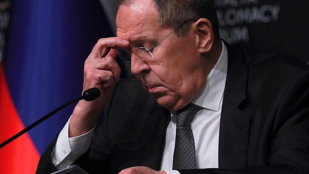 Ukrayna’da savaş: Rus lider Lavrov, dünyanın velilerine yardım amaçlı bulma anlaşmasını belirlemek üzere Türk mevkidaşı ile bir araya geldi