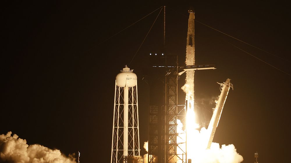 Space X, Uluslararası Uzay istasyonuna dört yeni astronotu uçurdu