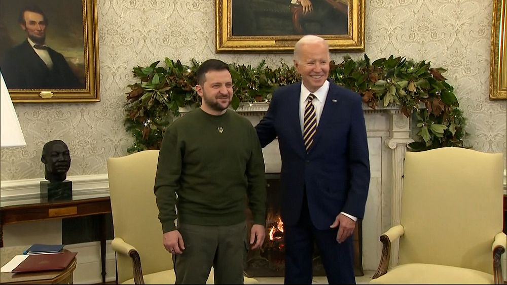 Biden’ın, Zelenskyy’nin gelecek hafta Washington’u ziyaret etmesi durumunda Ukrayna’ya olan bağlılığının yeniden teyit edilmesi bekleniyor