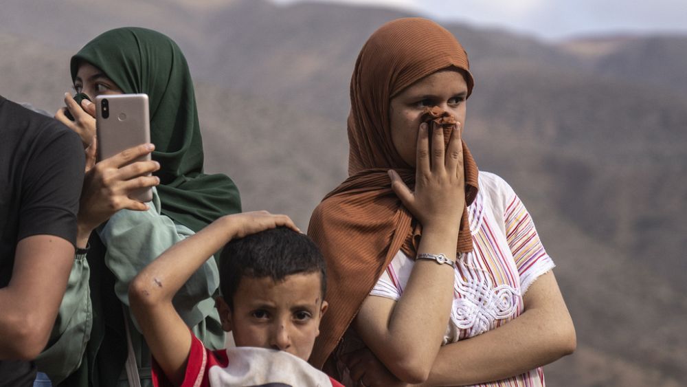 ‘Dünyanın sonu olduğunu düşünüyordum’: Çocuklar 6,8 büyüklüğündeki depremin dağıtım verici anını dağıtmak