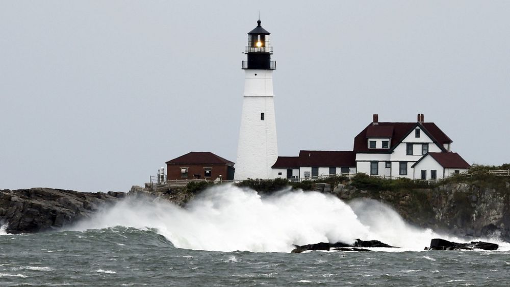 Storm Lee, Maine ve Nova Scotia’nın doğu kıyılarını vuruyor