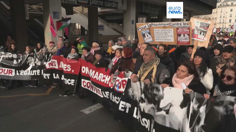 Fransa’da kaçaklık sınırı miting 1983 Eşitlik Yürüyüşü’nün 40. yıldönümünü anıyor