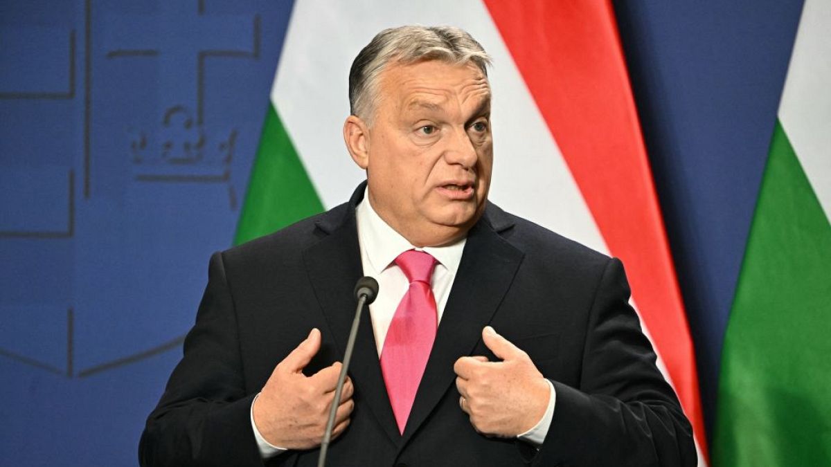 Macaristan Başbakanı Orban, ‘Kötülük Batı demokrasilerini kemiriyor’ dedi