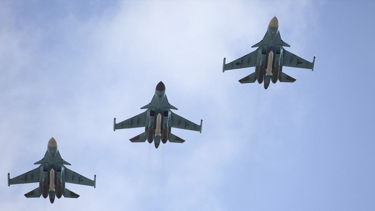 Ukrayna, bir günde üç Rus Su-34 avcı-bombardıman uçağının düşürüldüğünü iddia etti