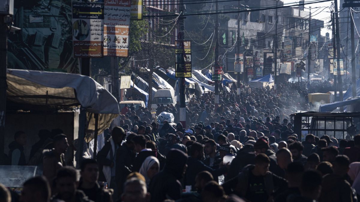 İsrail, barış görüşmelerine devam etmek amacıyla Katar’a bir komisyon heyeti göndermeyi kabul etti