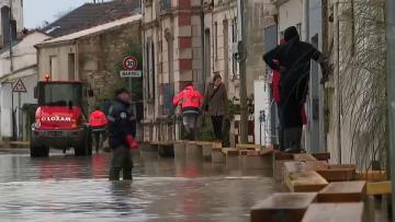 Fransa’nın güneyindeki altıncı ayda üçüncü kez yağmur altında kaldı