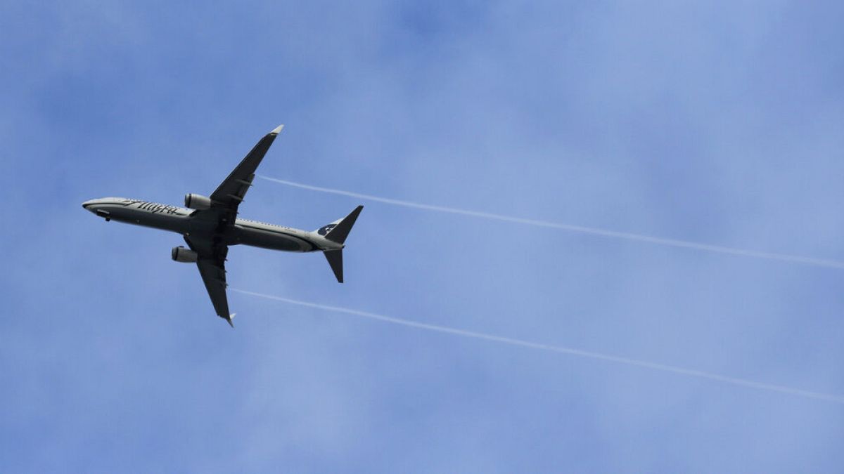 Boeing, Senegal’in ana uçuşunda pistten en az 10 kişinin yaralanmasına neden oldu.