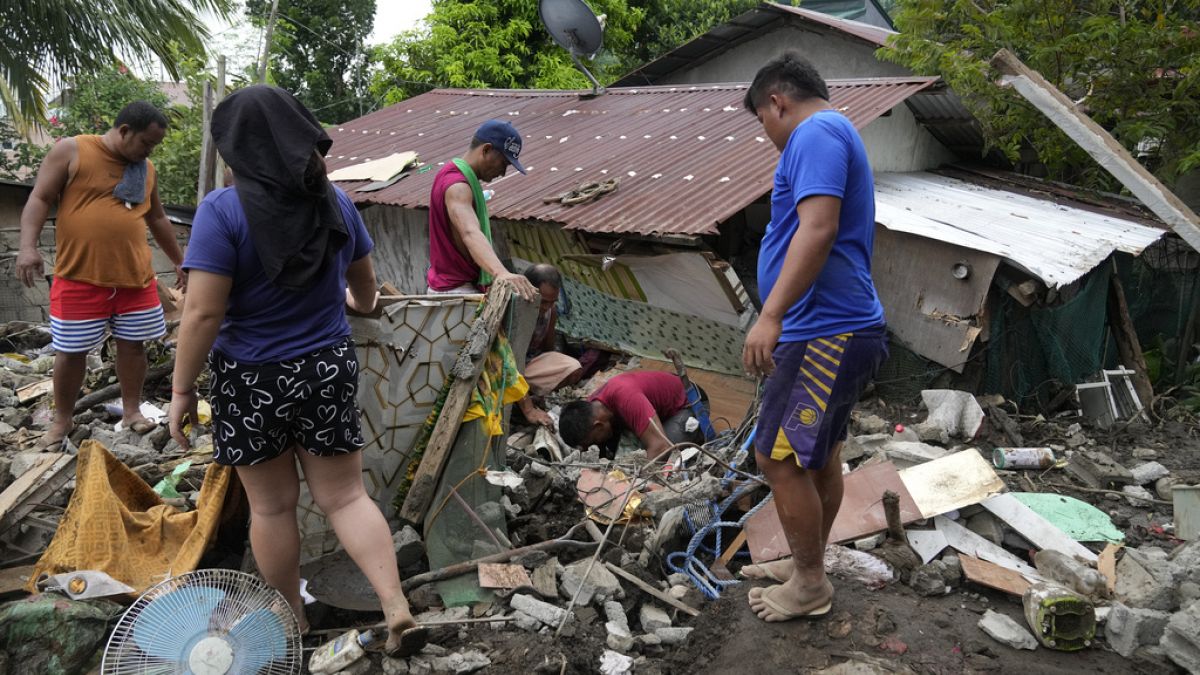 Filipinler’deki şiddetli sel ve toprak kaymasında 126 kişi öldü veya kayboldu