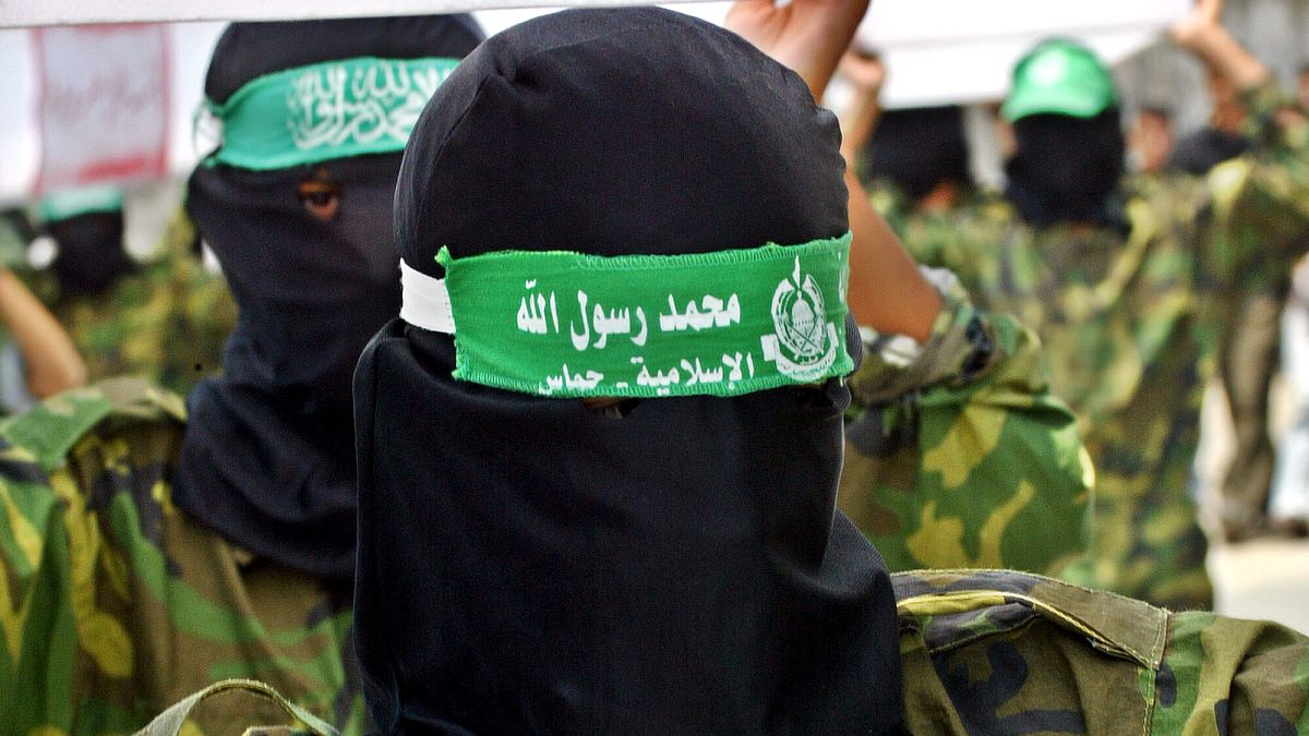 Hamas, Gazze’deki ateşkesin ölümcüllerine yanıt olarak savaşın ‘tamamen durdurulmasını’ talep etti