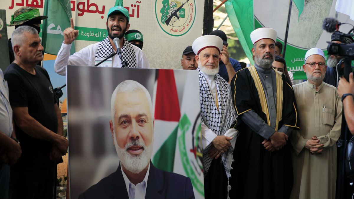 Hamas’ın üst düzey siyasi liderinin üzerine protestolar sürüyor