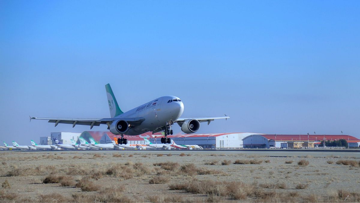 Iran Air, birkaç saat sonra yeni AB yaptırımlarından Avrupa uçuşlarını iptal etti