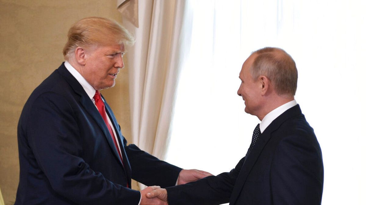 Raporlara göre Trump, Putin’e telefon görüşmesi sırasında savaşı tırmandırmamaya çağırıyor