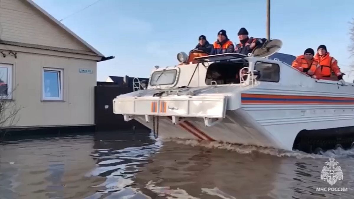 Rusya’da sel tehlikesi nedeniyle 11 bin kişi tahliye edildi