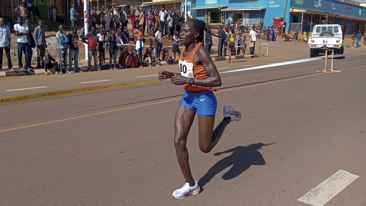 Ugandalı Olimpiyat sporcusu, partneri tarafından ateş verildikten sonra hayatını kaybetti