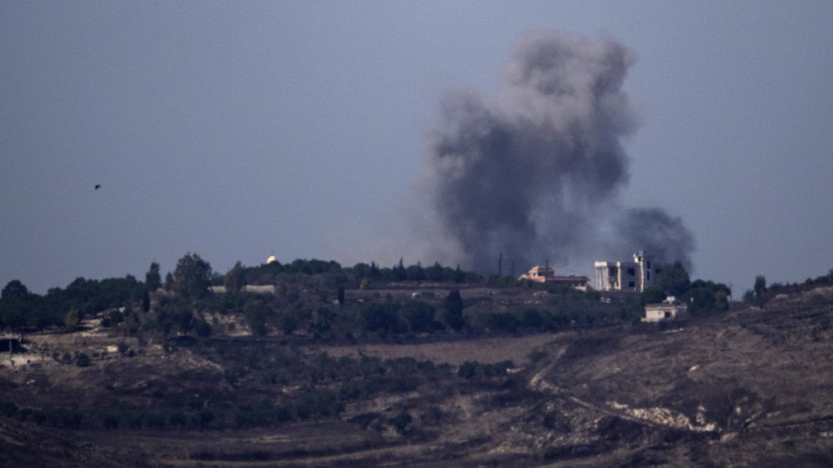 Yetkililer, İsrail’in Lübnan topraklarında Hizbullah’a karşı küçük baskınları örgütlediklerini söylüyor