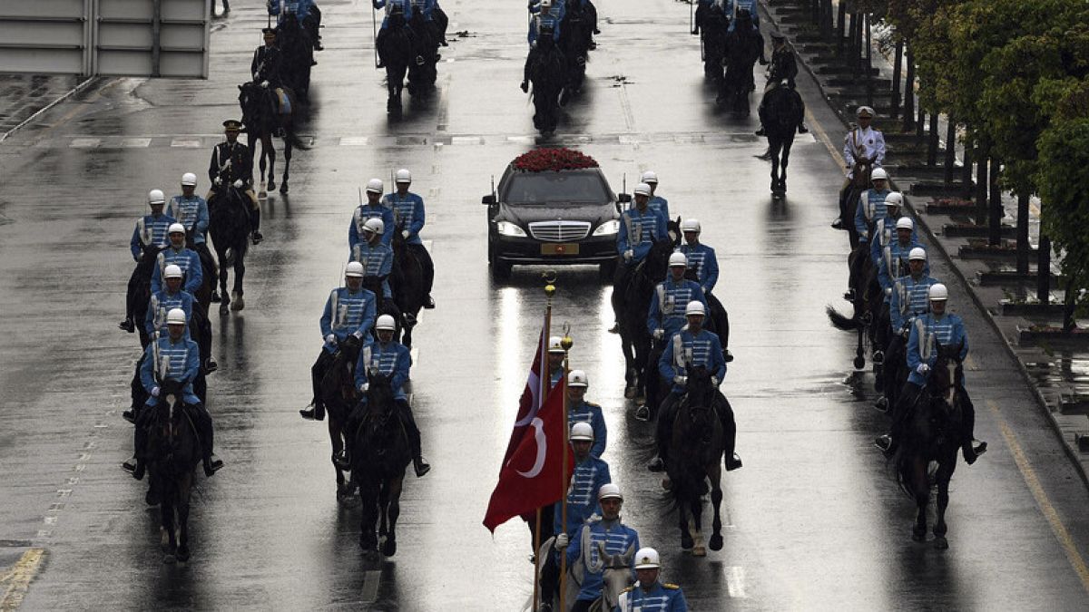 Türkiye cumhurbshaşkani erdoğan ankara’da lübnanli pm mikati’ye ev saHipli yaş